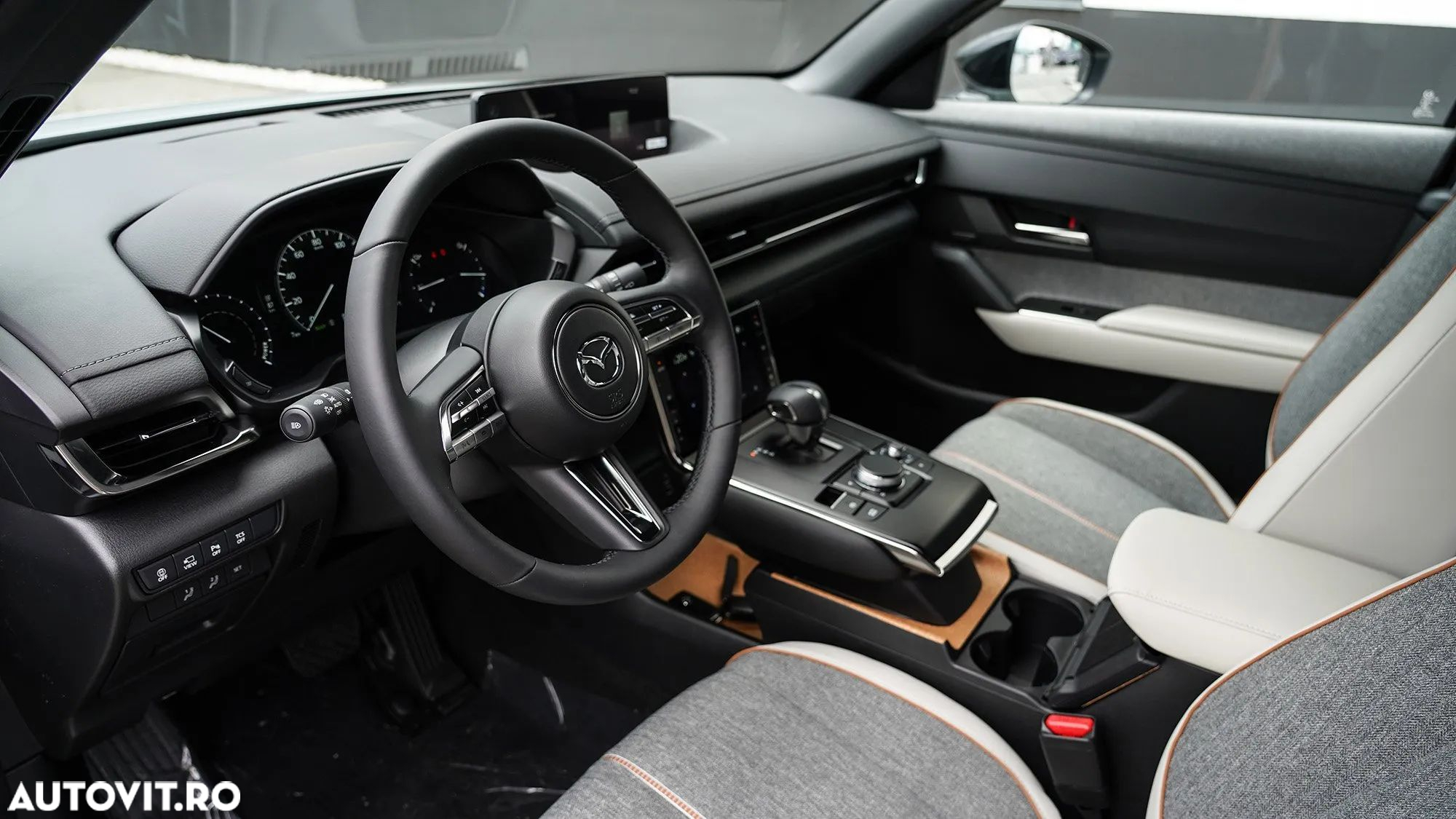 Mazda MX-30 - 8