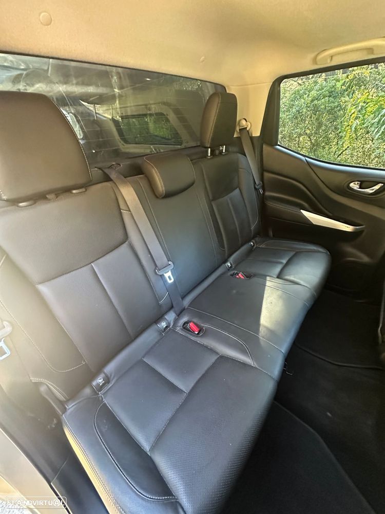 Nissan Navara 2.3 dCi CD 4WD Acenta - 26