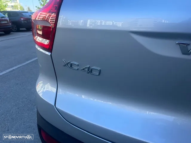 Volvo XC 40 1.5 T3 Momentum Tech Edition - 7