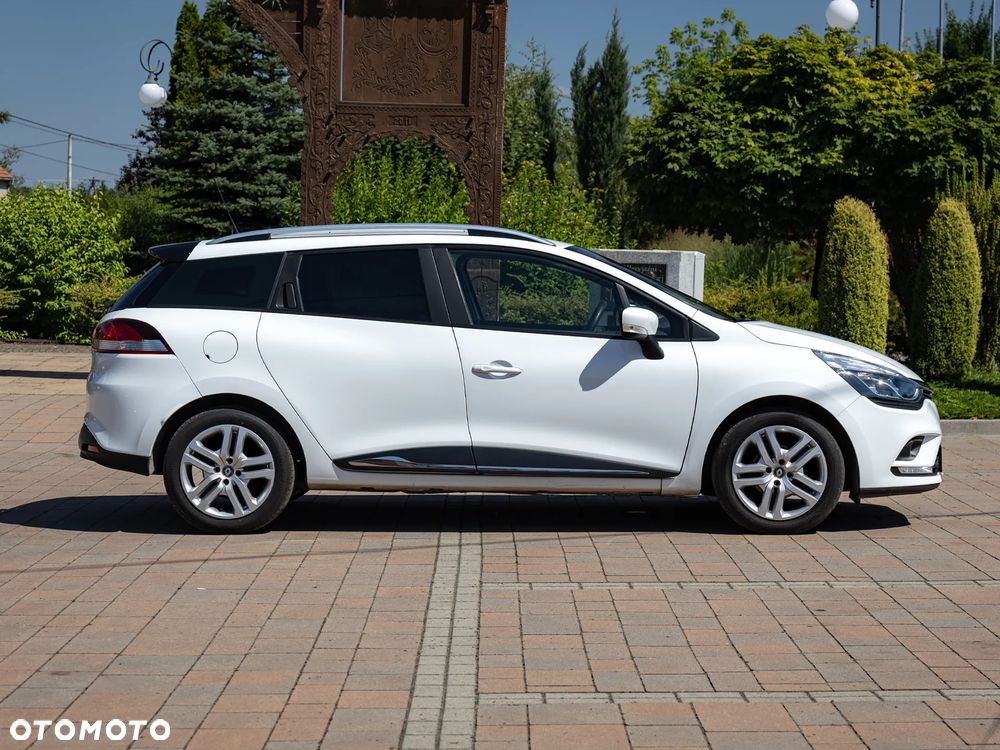 Renault Clio - 19