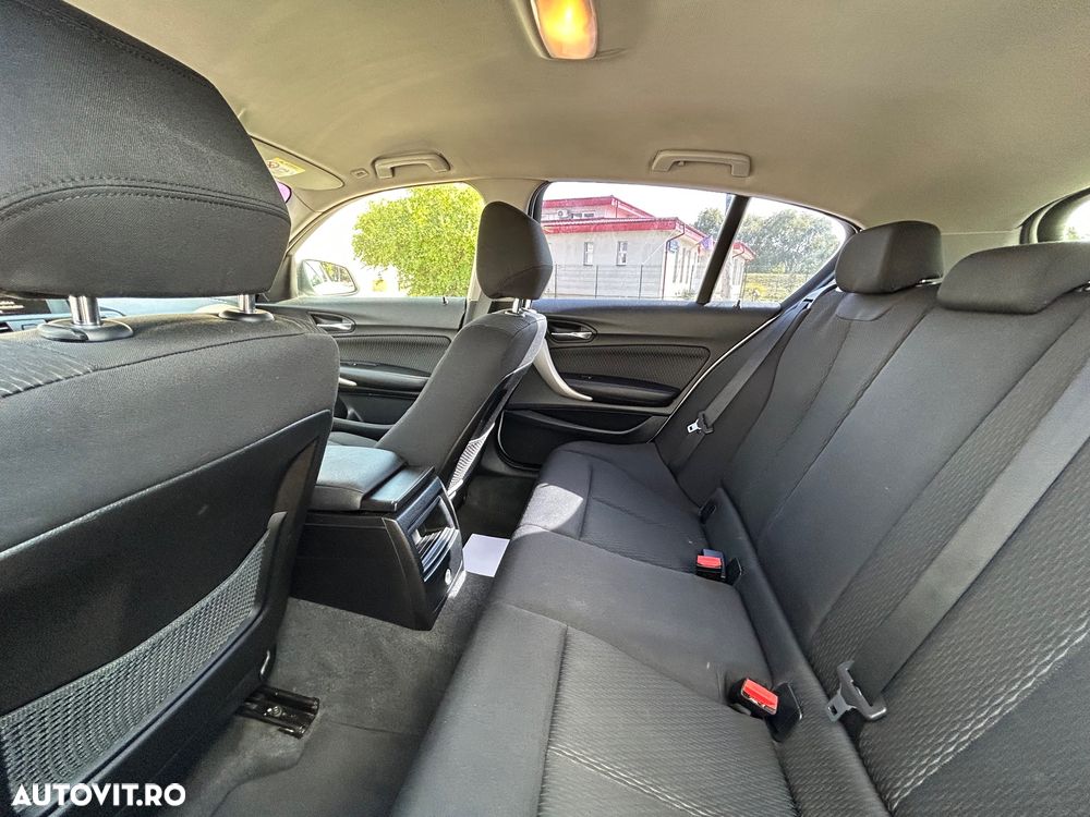 BMW Seria 1 118i - 11