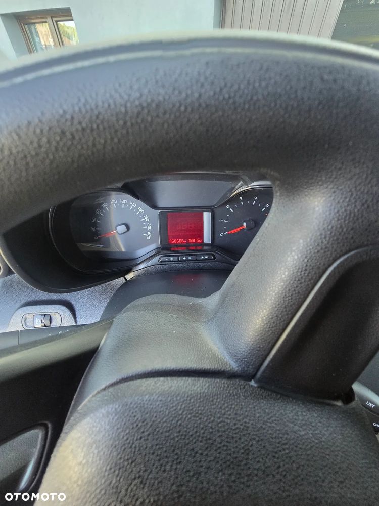Toyota proace city - 16