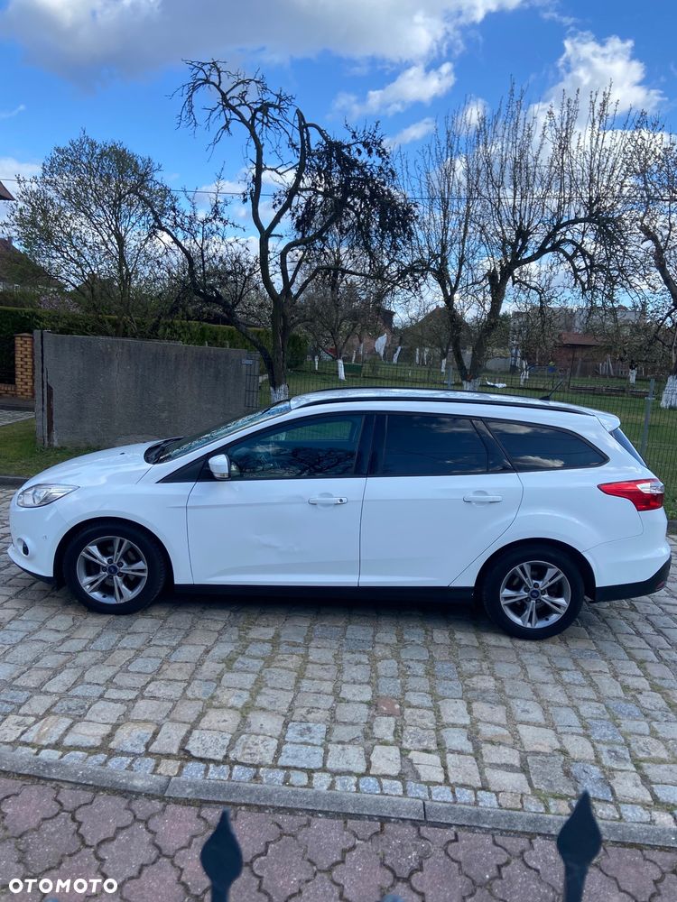 Ford Focus 1.6 TDCi DPF Trend - 10