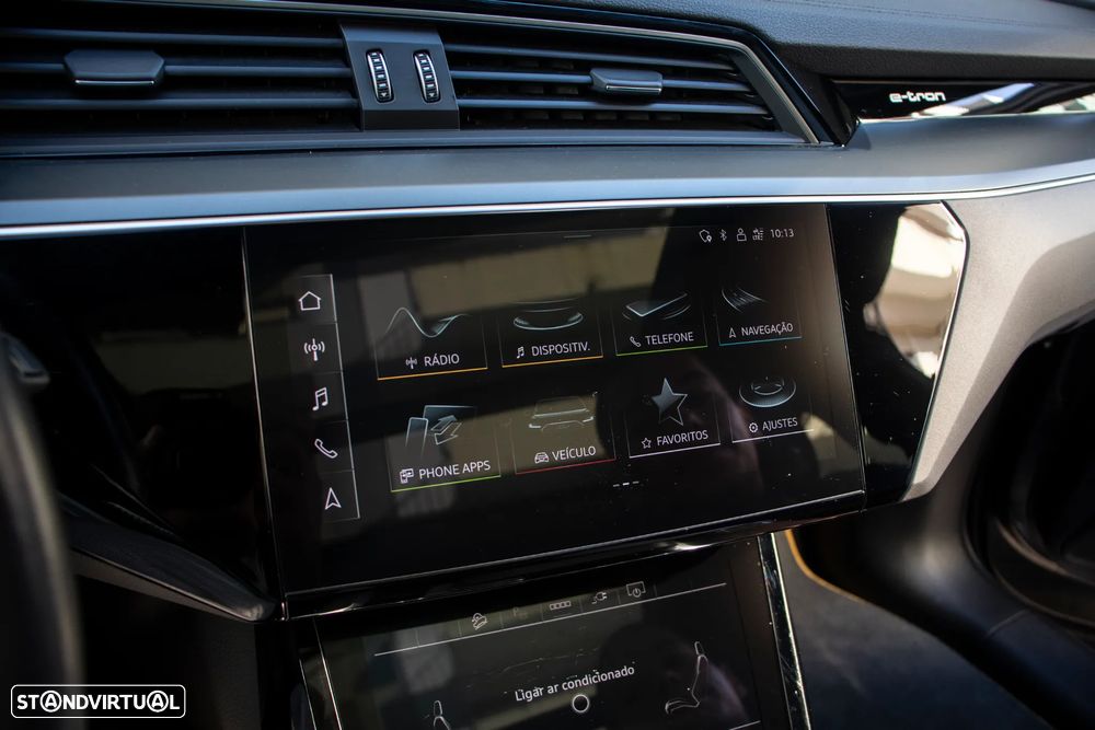 Audi e-tron 55 quattro S line - 18