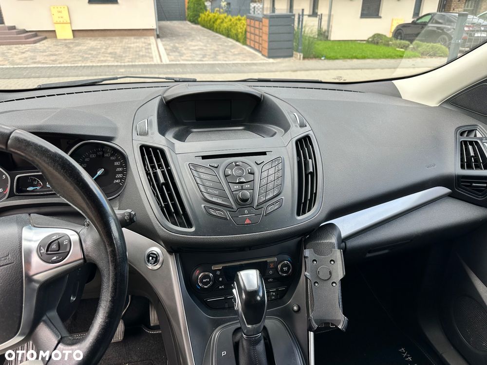 Ford Kuga - 9