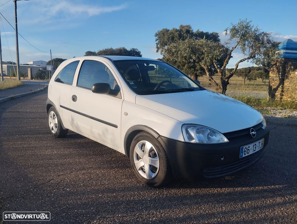Opel Corsa 1.7 DTi 16V - 1