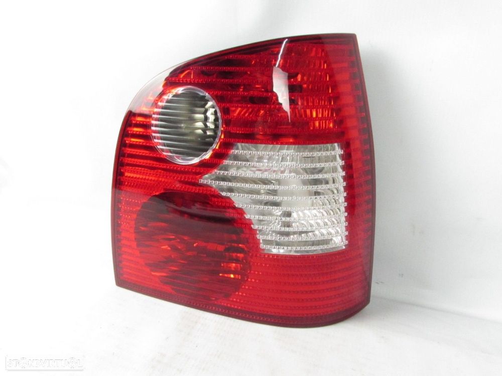 Farolim Direito/Trás Seminovo/ Original VW POLO (9N_) 6Q6945096B - 2