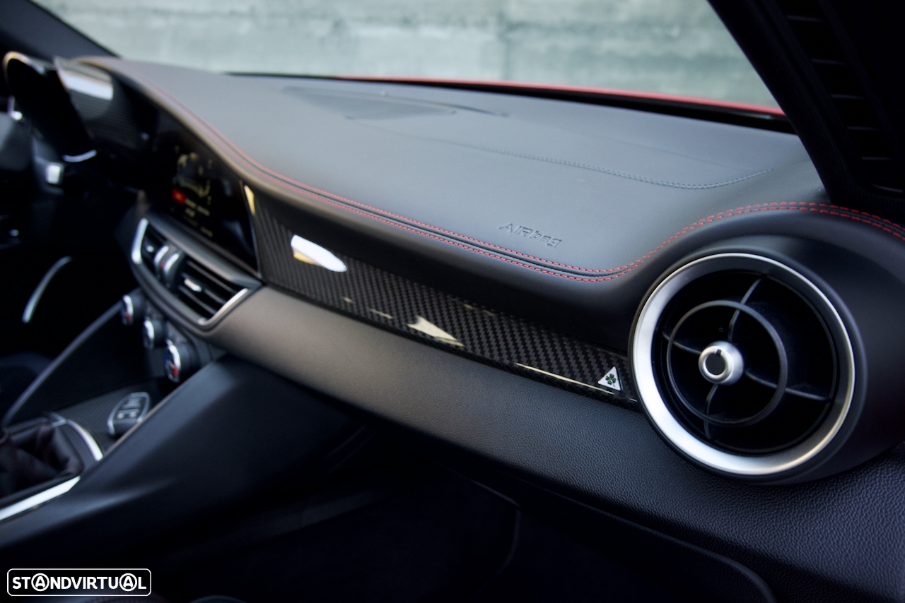 Alfa Romeo Giulia 2.9 Bi-Turbo Quadrifoglio - 33