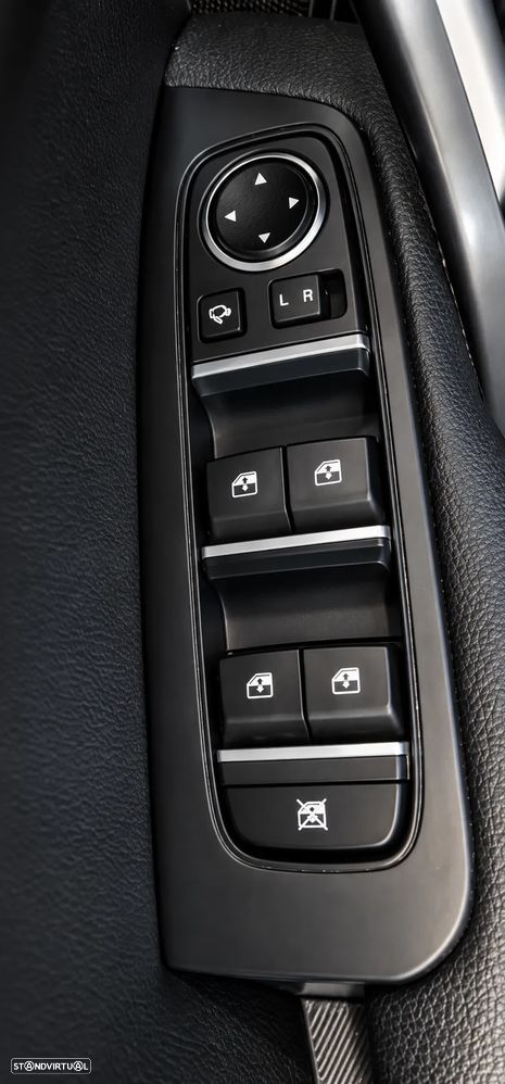 Kia Ceed SW 1.6 GDI DCT OPF Platinum Edition - 23