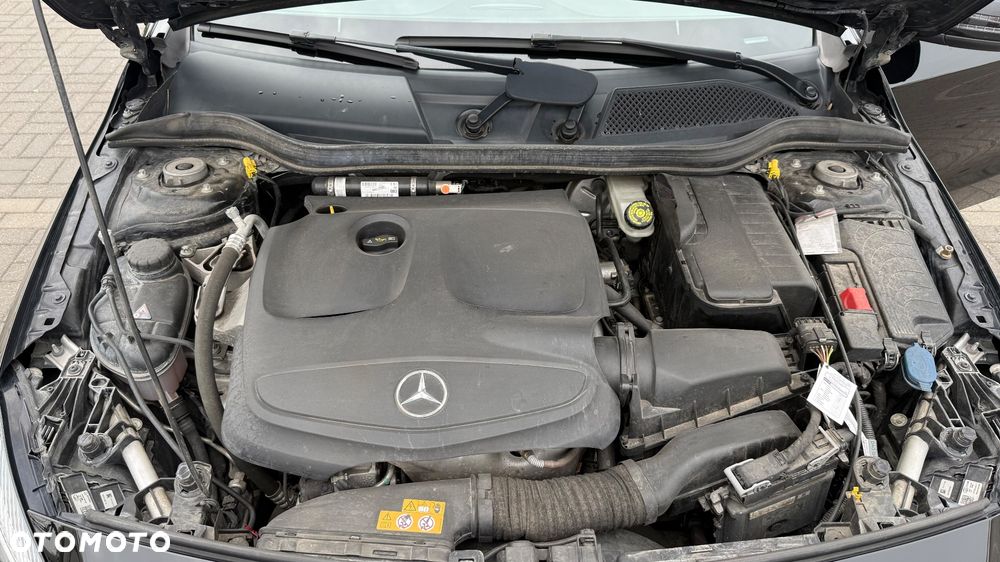 Mercedes-Benz Klasa A 220 4-Matic AMG Line - 15