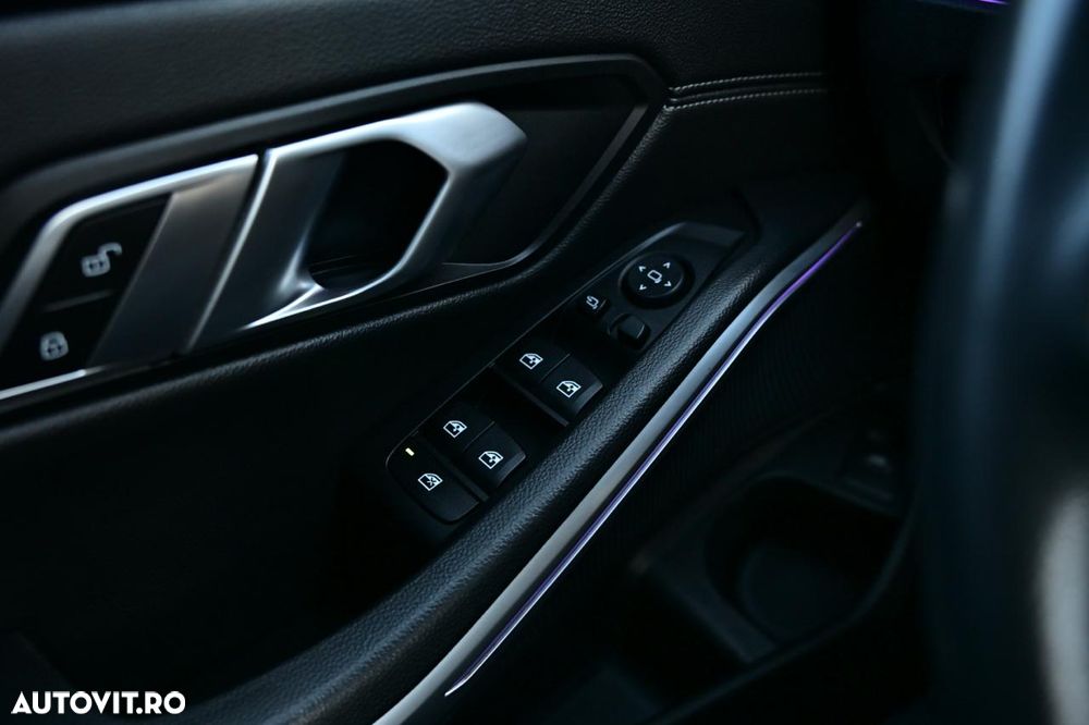 BMW Seria 3 320d Aut. - 11