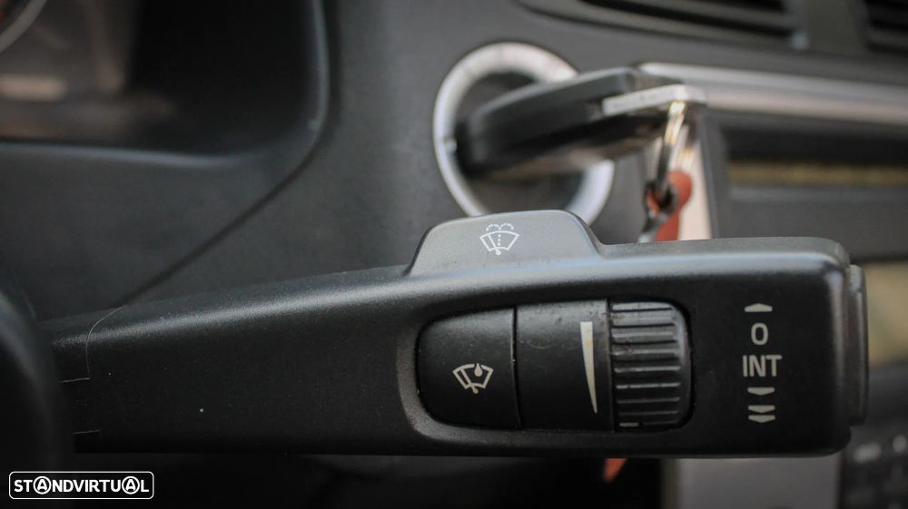 Volvo C70 2.4 D5 Summum Geartronic - 34