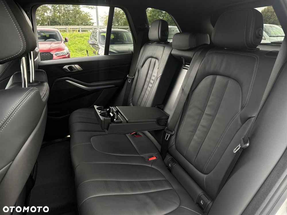 BMW X5 xDrive25d - 23