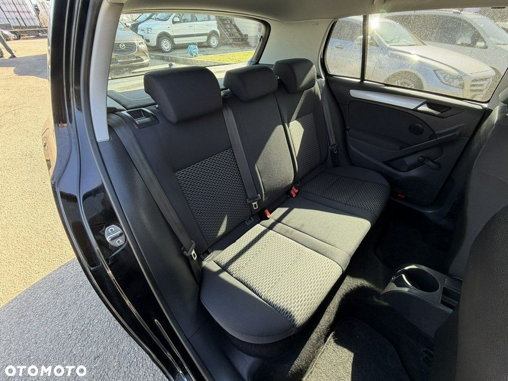 Volkswagen Golf - 21