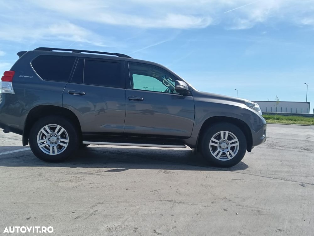 Toyota Land Cruiser 3.0l Turbo D-4D A/T Luxury - 36
