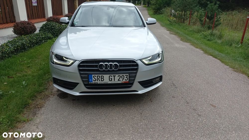 Audi A4 Limousine 1.8 TFSI Ambiente - 1