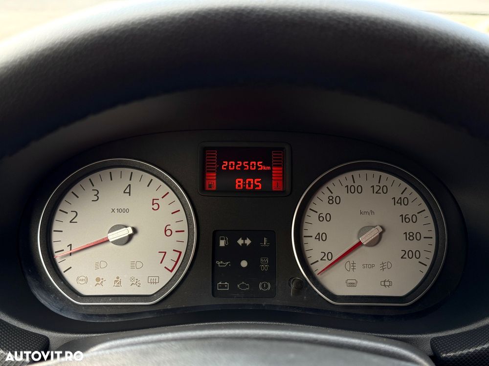 Dacia Logan 1.5 dCi Laureate - 35
