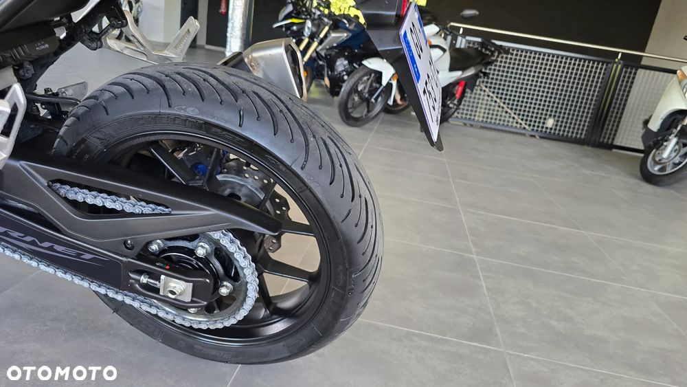 Honda Hornet - 22