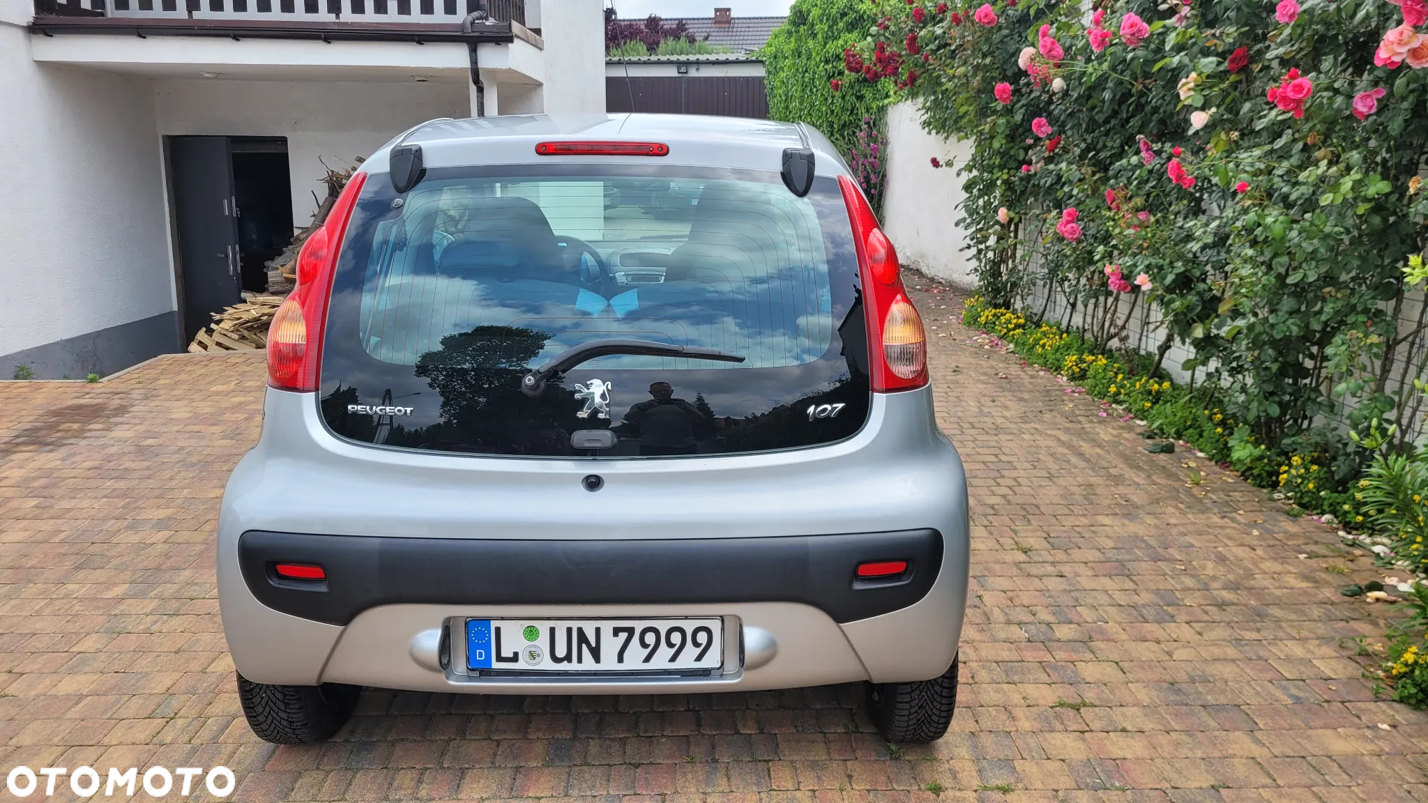 Peugeot 107 1.0 Happy Euro5 - 4