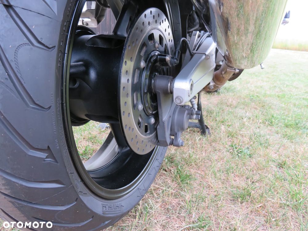 Yamaha FJR - 22
