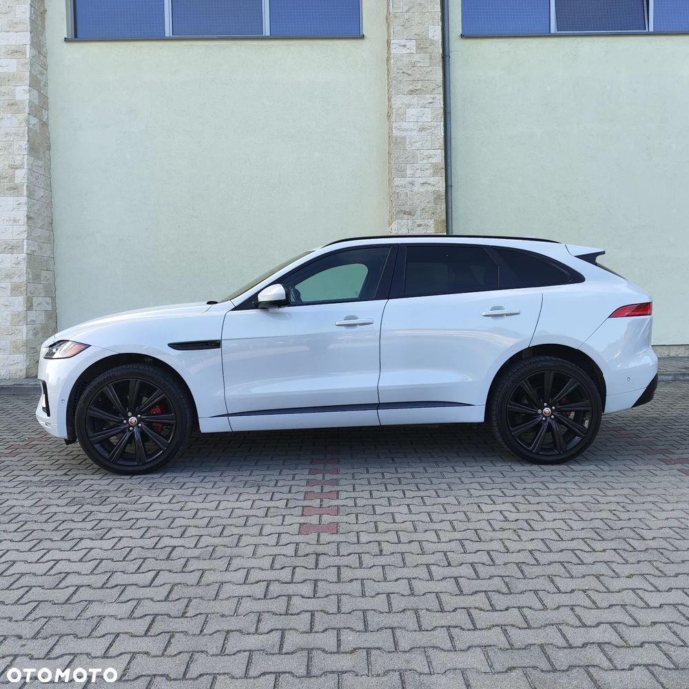 Jaguar F-Pace S AWD - 8