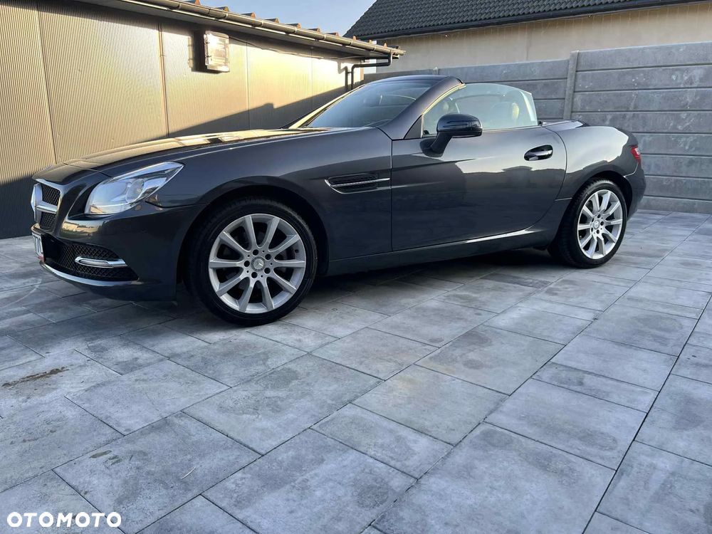 Mercedes-Benz SLK - 12