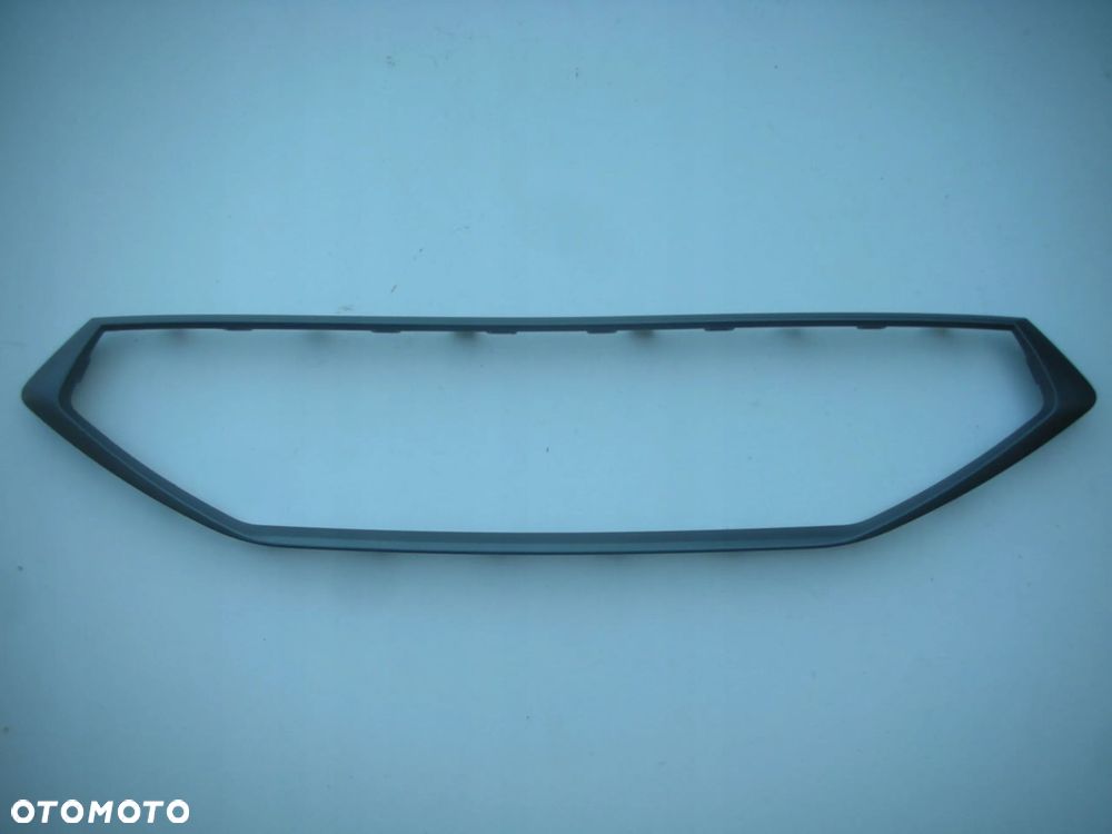 SEAT LEON IV FR IDEALNA RAMKA + GRILL 2020- ATRAPA 5FA - 2