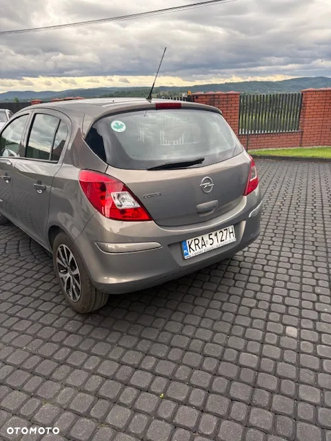 Opel Corsa - 3