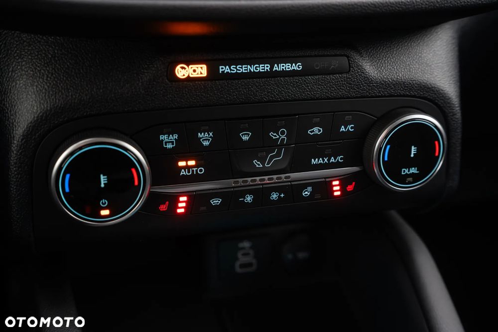 Ford Kuga 2.5 FHEV FWD Titanium X - 27