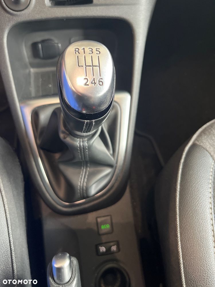 Renault Captur - 16