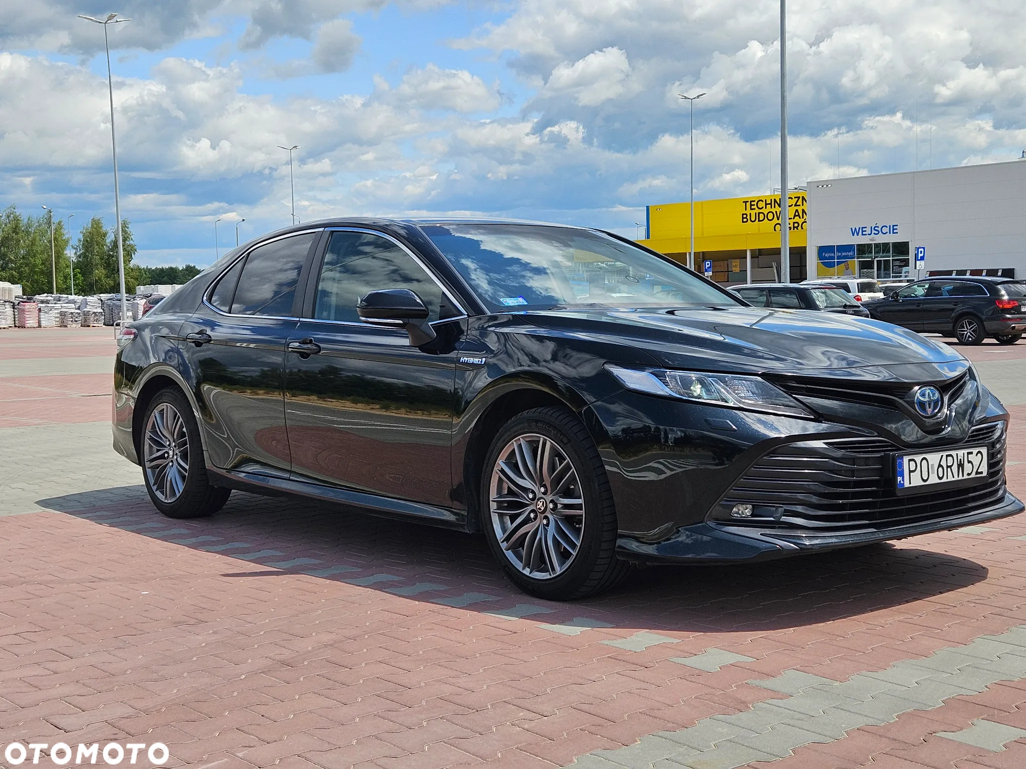 Toyota Camry 2.5 Hybrid Comfort CVT - 3