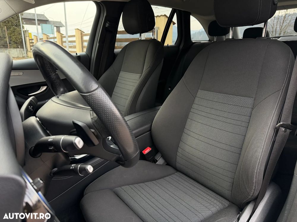 Mercedes-Benz GLC 220 d 4MATIC 9G-TRONIC - 20