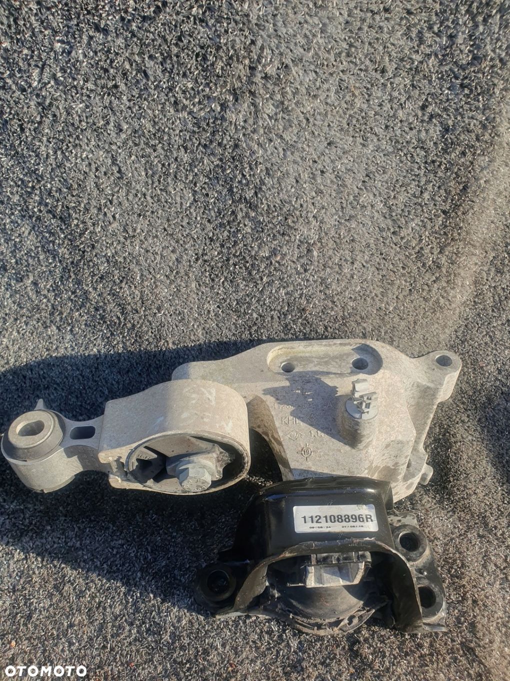 Poduszka silnika Renault Megane IV RS 112108896R - 1