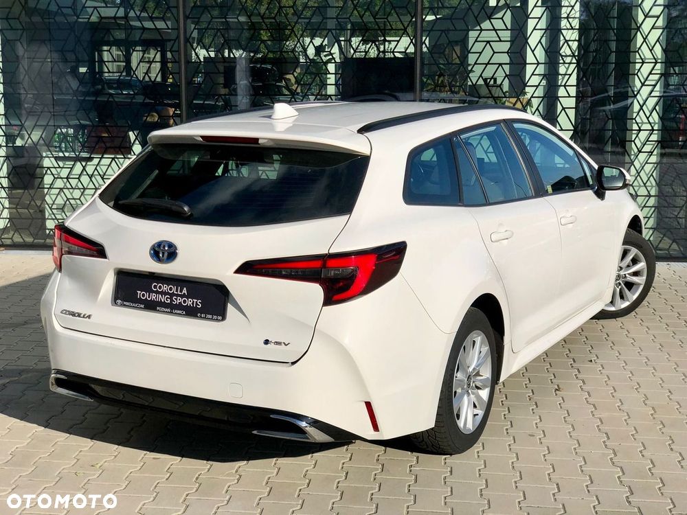 Toyota Corolla 1.8 Hybrid Comfort - 12