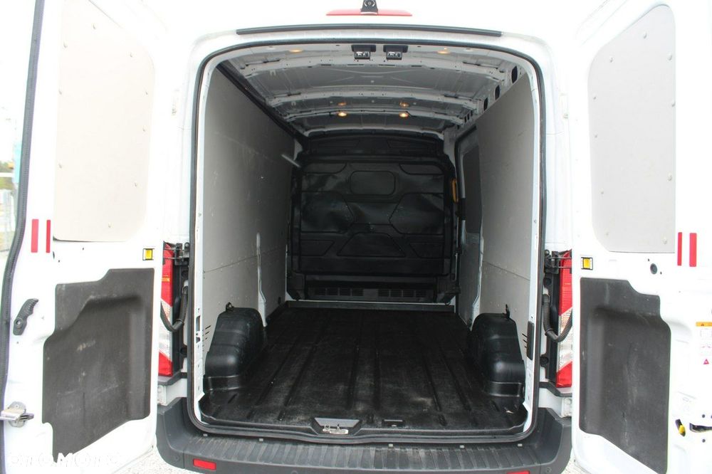 Ford Transit - 10