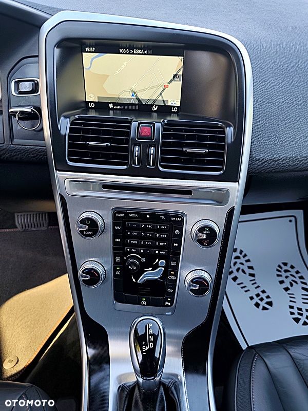 Volvo XC 60 D4 Geartronic Ocean Race - 13