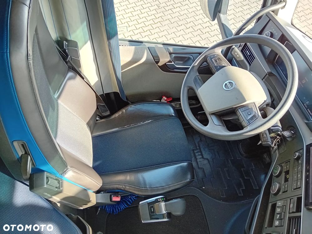 Volvo FH 13 500KM MY2021 - 12