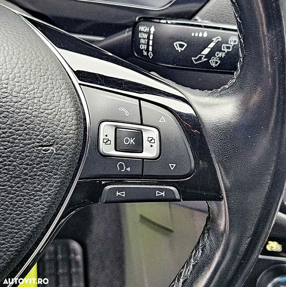 Volkswagen Tiguan Allspace 2.0 TDI SCR 4Motion Highline - 27