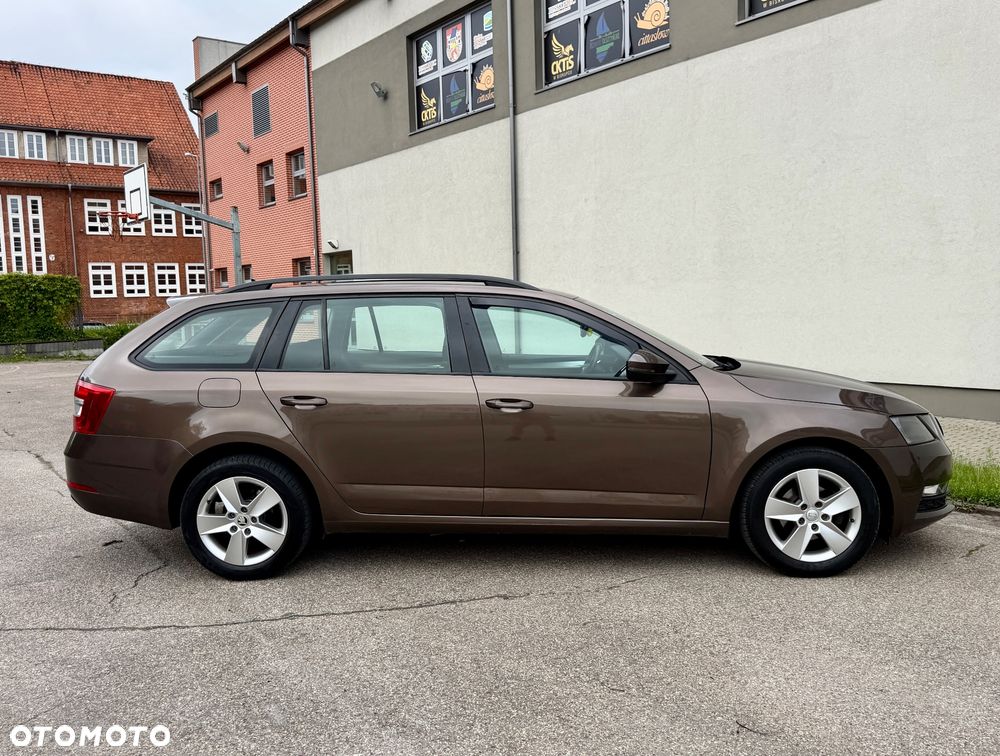 Skoda Octavia 1.6 TDI Business - 18