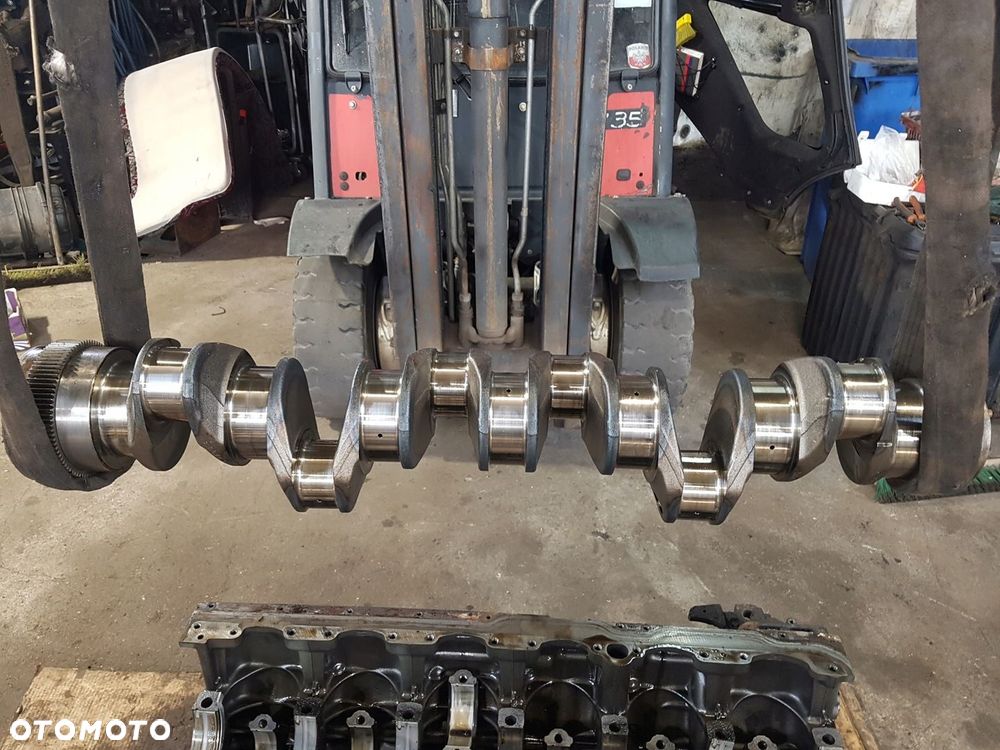 WAŁ KORBOWY SILNIKA DAF 105 XF , 85 CF EURO 5 410 , 460 KM , 510 KM - 1