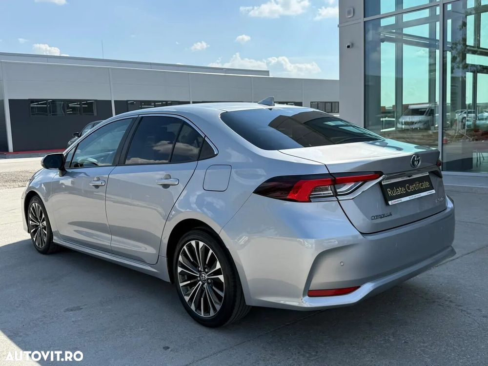 Toyota Corolla 1.8 HSD Dynamic - 8