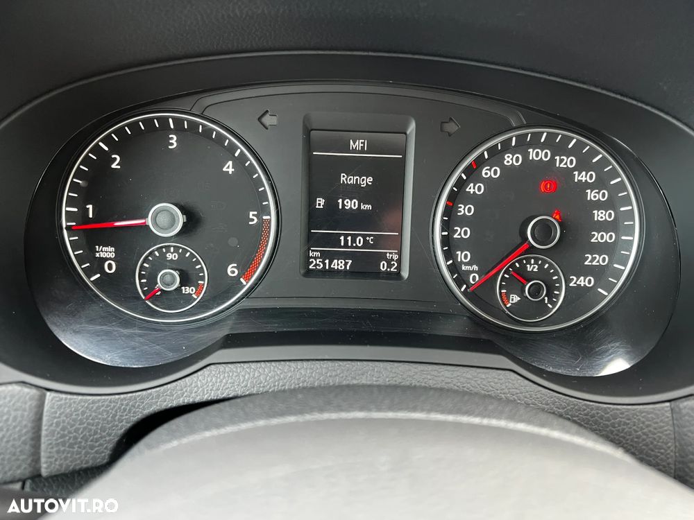 Volkswagen Sharan 2.0 TDI Blue Motion Style - 15