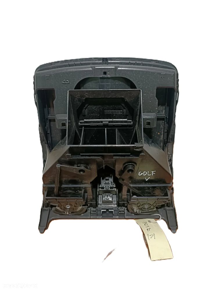 VOLKSWAGEN GOLF V 03-09 r. KRATKI NAWIEWU ŚRODKOWE + ŚWIATŁA AWARYJNE + - 3