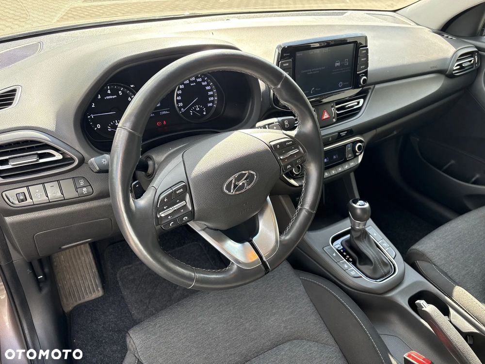 Hyundai i30 1.0 T-GDI Smart DCT - 11