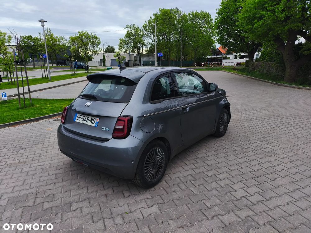 Fiat 500e 42kWh ICON - 9
