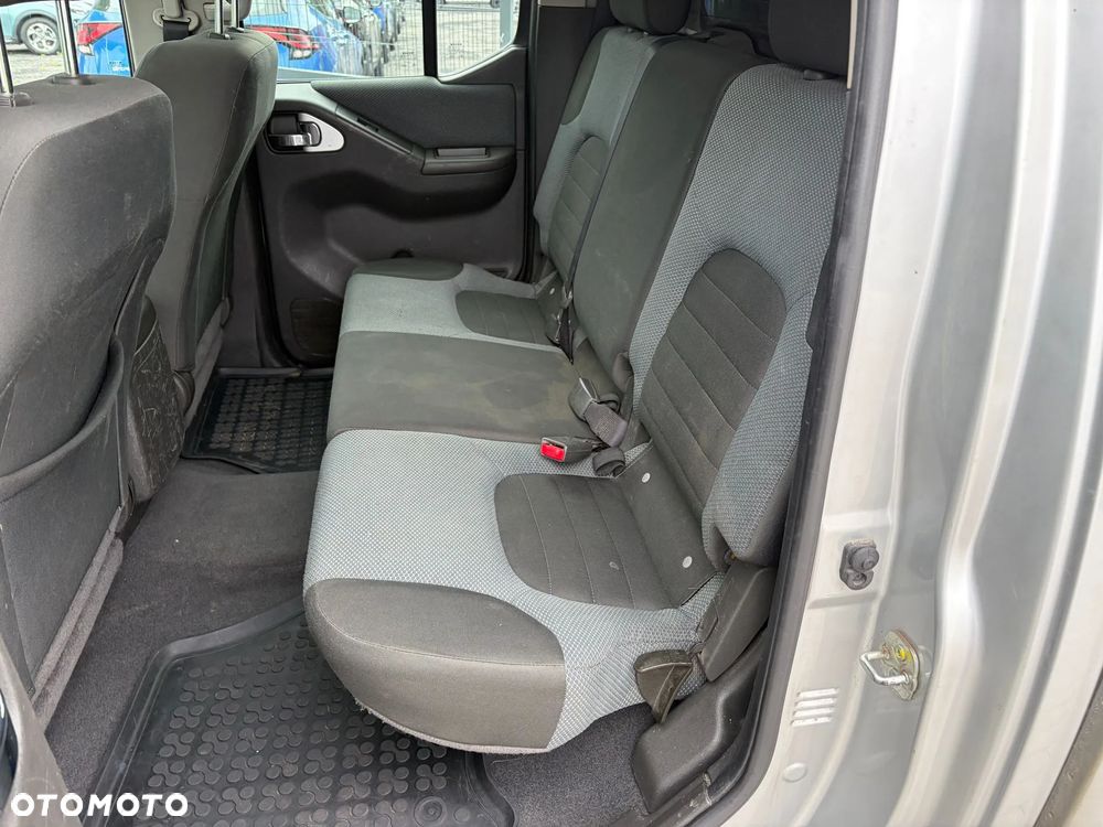 Nissan Navara 2.5 D LE Long - 10
