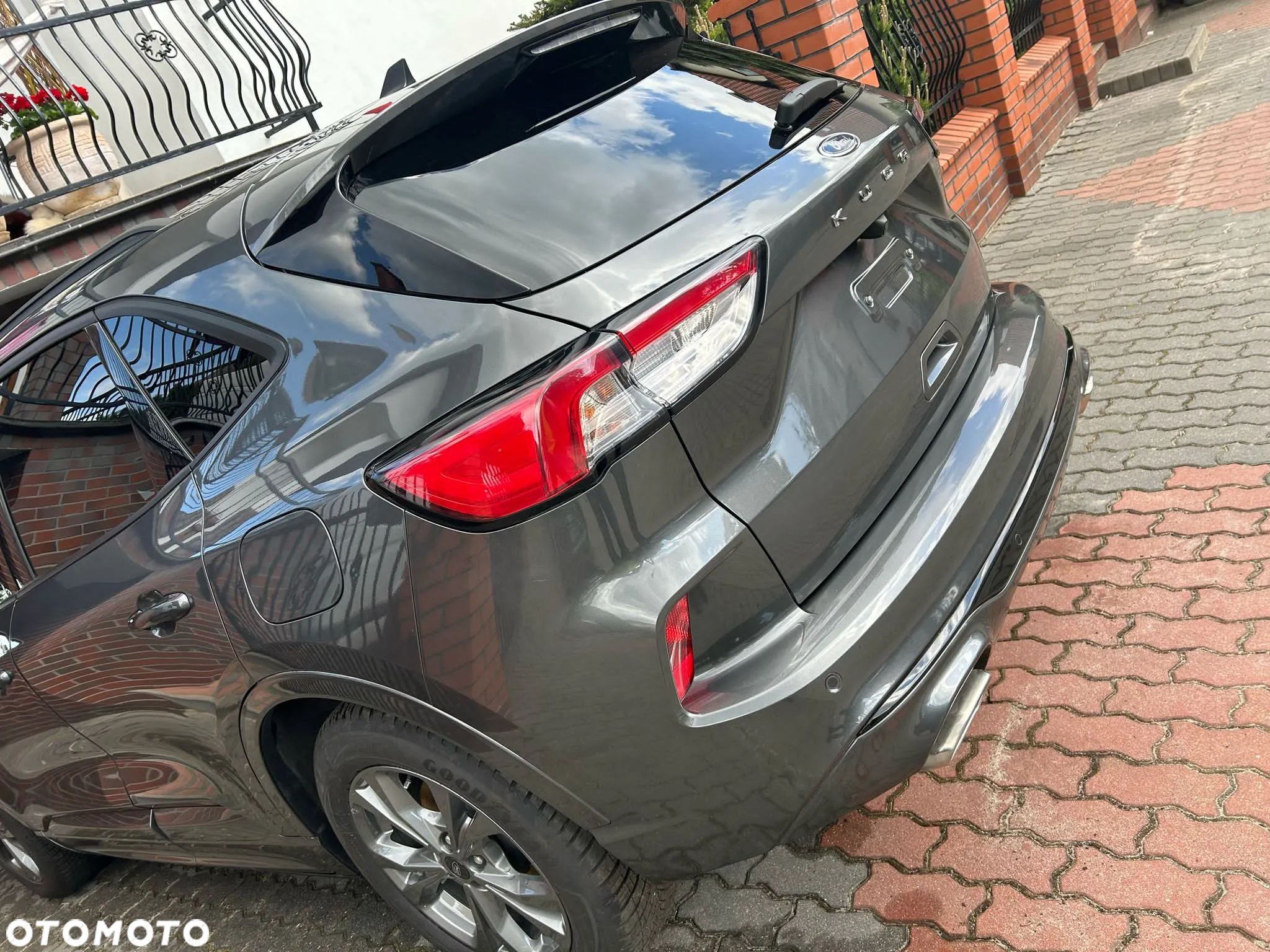 Ford Kuga 1.5 EcoBoost FWD ST-Line - 8