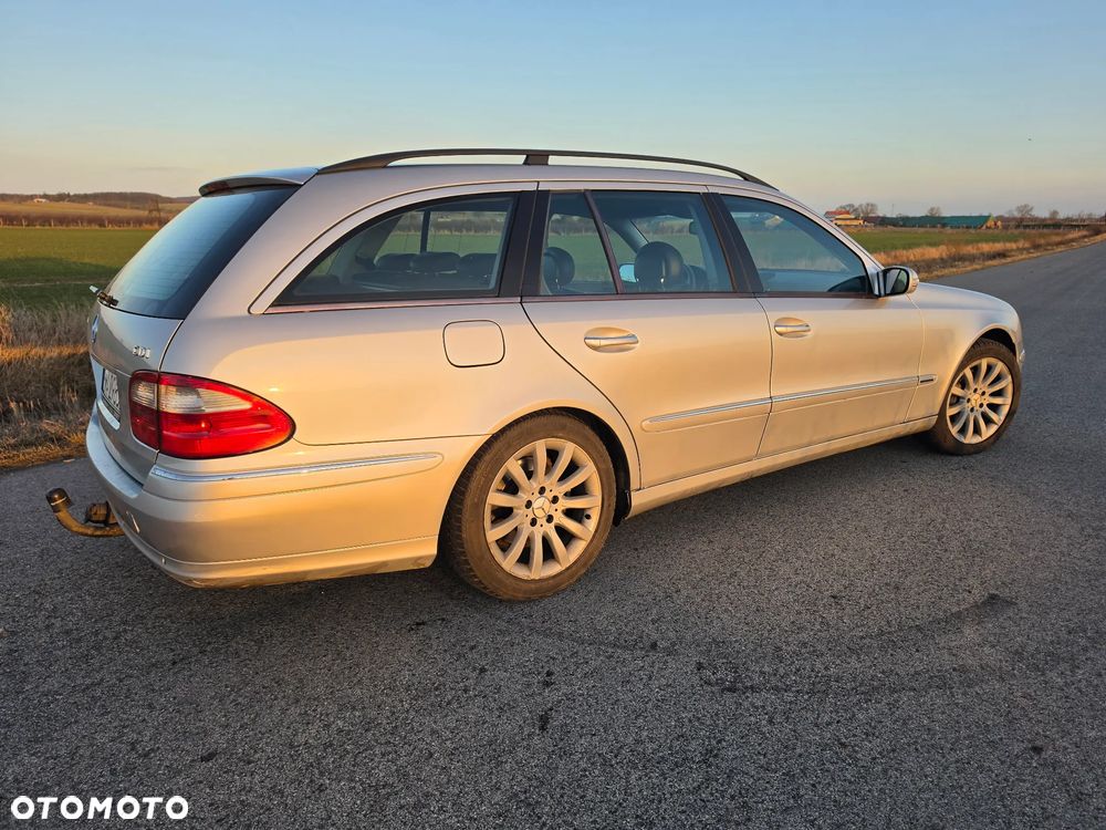Mercedes-Benz Klasa E 320 CDI Elegance - 3