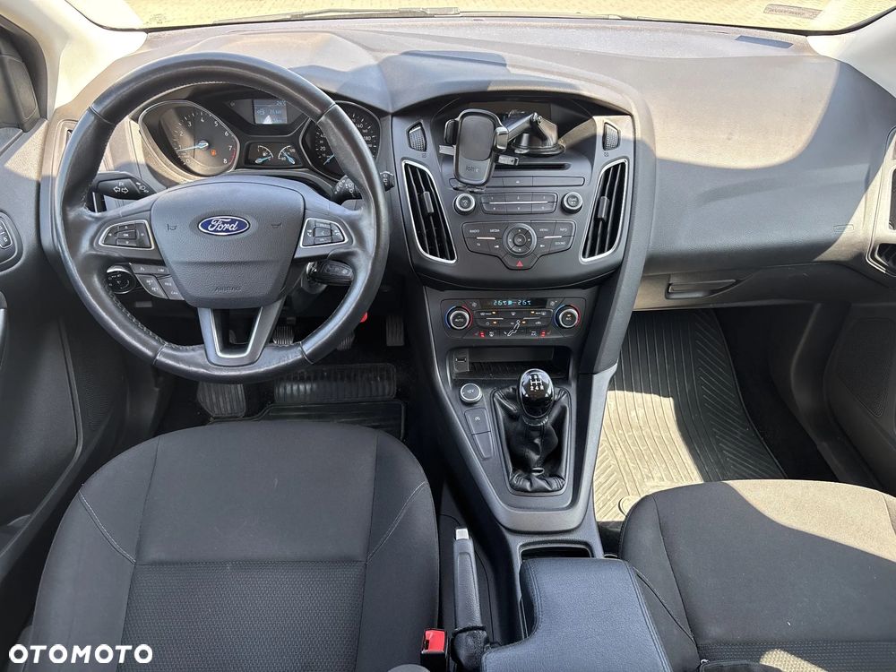 Ford Focus 1.0 EcoBoost Trend ASS - 12