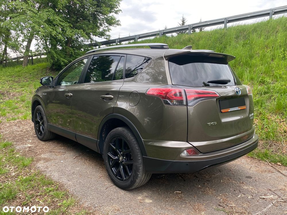 Toyota RAV4 - 5